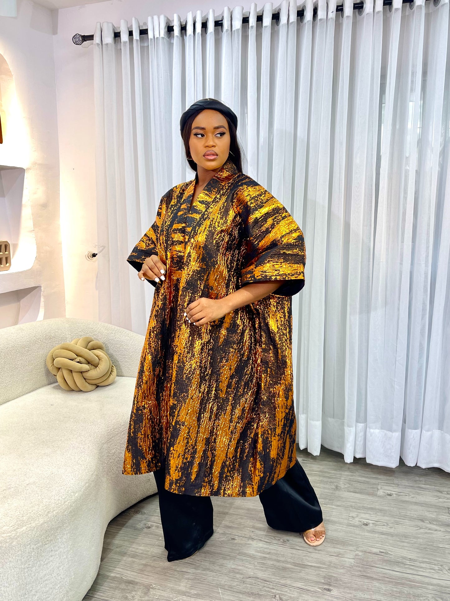 Isioma Set in Black